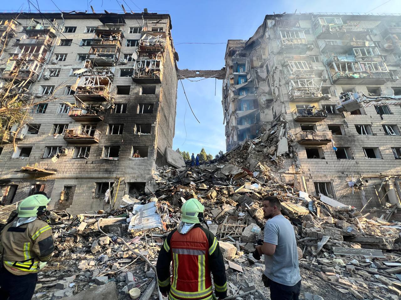 RS120341 Kyiv July 17