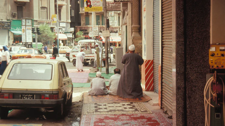 Gatebilde fra muslimsk by